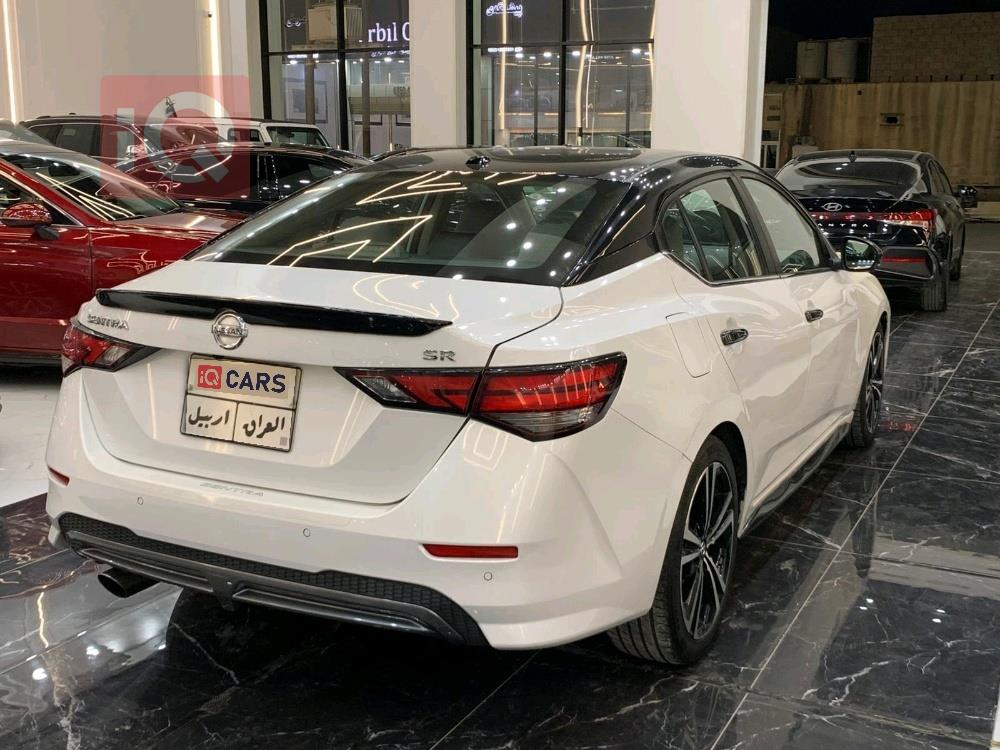 نيسان سنترا